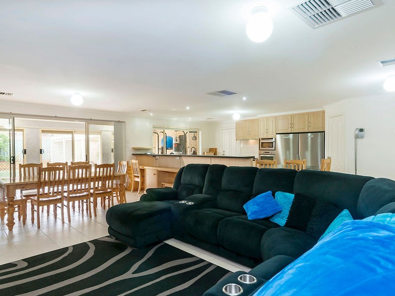 50 Applecross Drive, Blakeview SA 5114