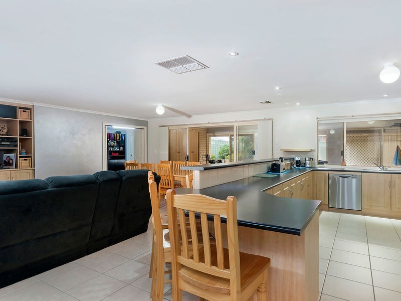 50 Applecross Drive, Blakeview SA 5114