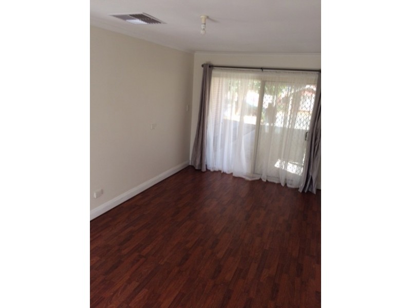 26 Angas Ave, Evanston Park SA 5116