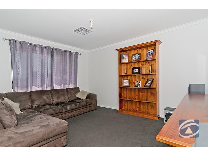 16 Dyson Street, Evanston SA 5116