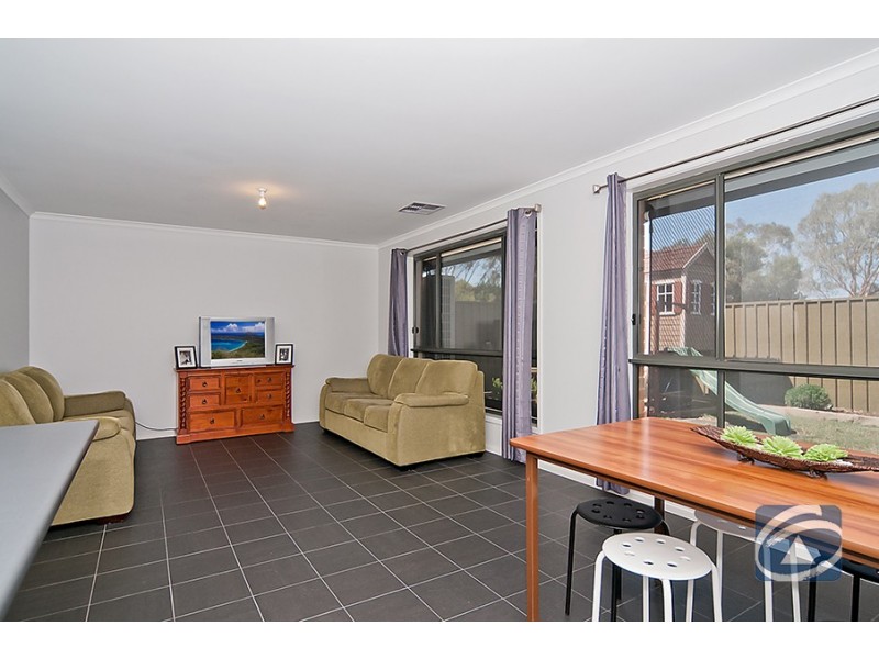 16 Dyson Street, Evanston SA 5116