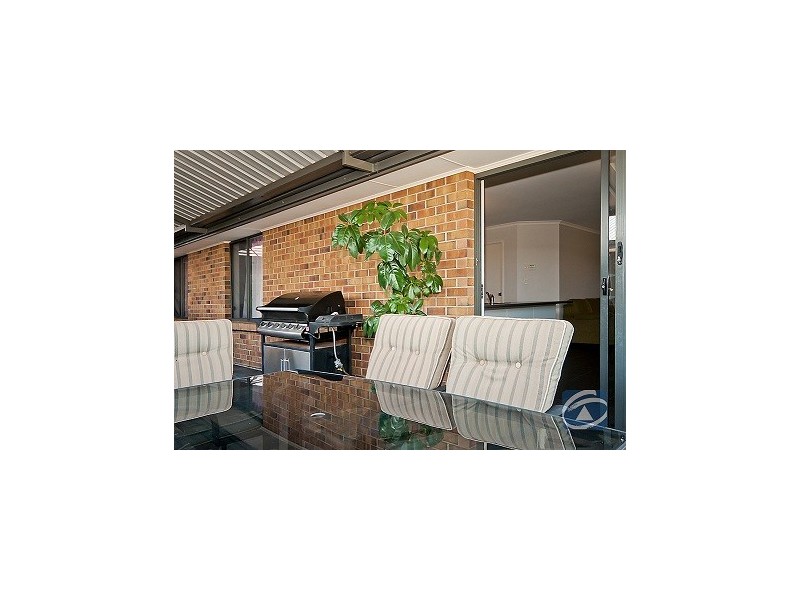 16 Dyson Street, Evanston SA 5116