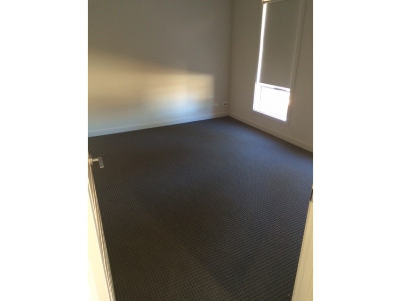 7 Queen St, Willaston SA 5118