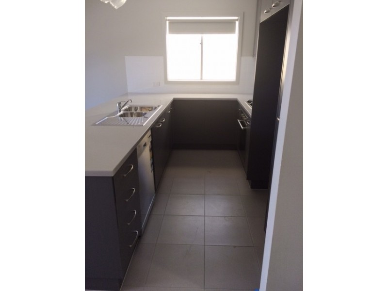 7 Queen St, Willaston SA 5118