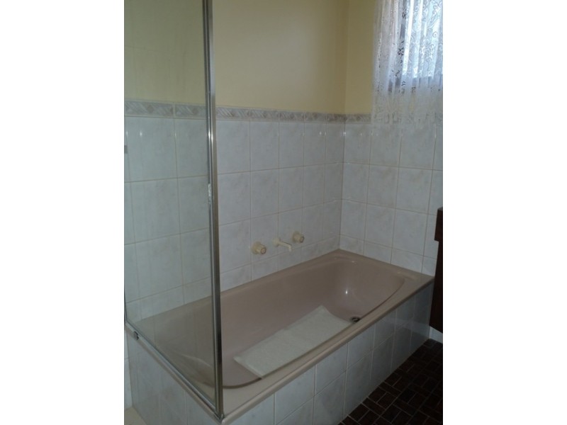 4. Strickland Street, Riverton SA 5412