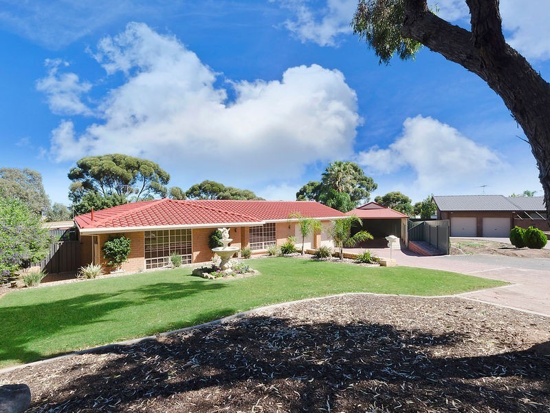 2 Narang Court, Gulfview Heights SA 5096