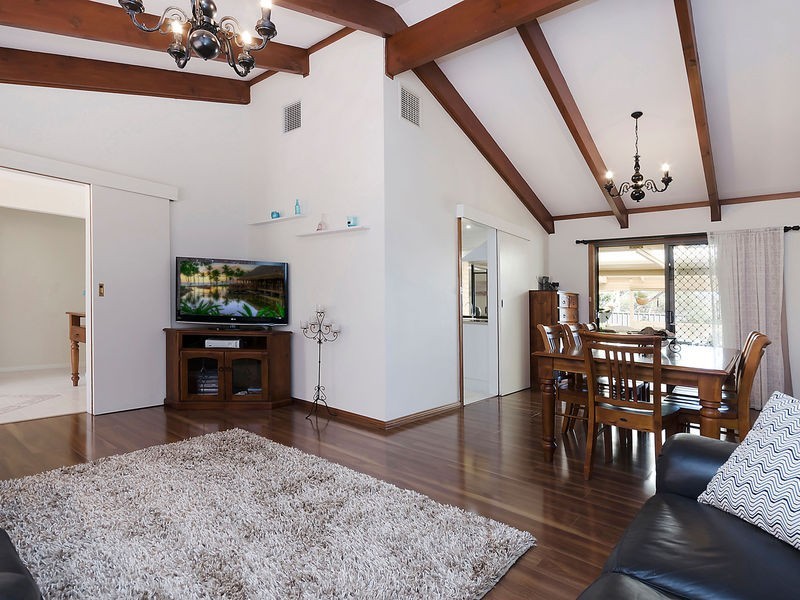 2 Narang Court, Gulfview Heights SA 5096