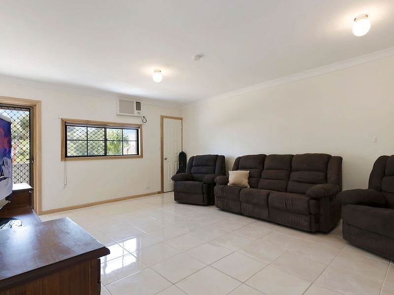 2 Narang Court, Gulfview Heights SA 5096