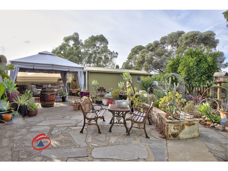 7 Strickland Road, Riverton SA 5412