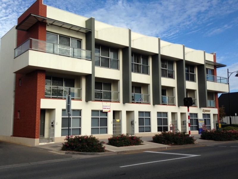 1/17 Garden Tce, Mawson Lakes SA 5095