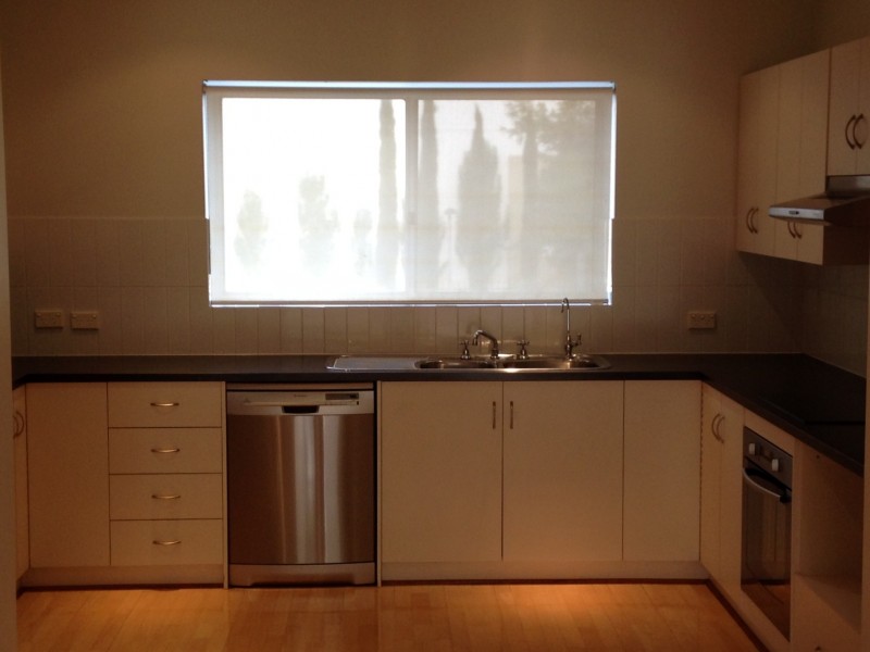 1/17 Garden Tce, Mawson Lakes SA 5095