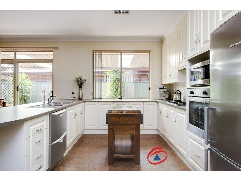 63 Riverview Drive, Hewett SA 5118