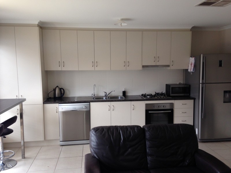 37 Riesling Cres, Andrews Farm SA 5114