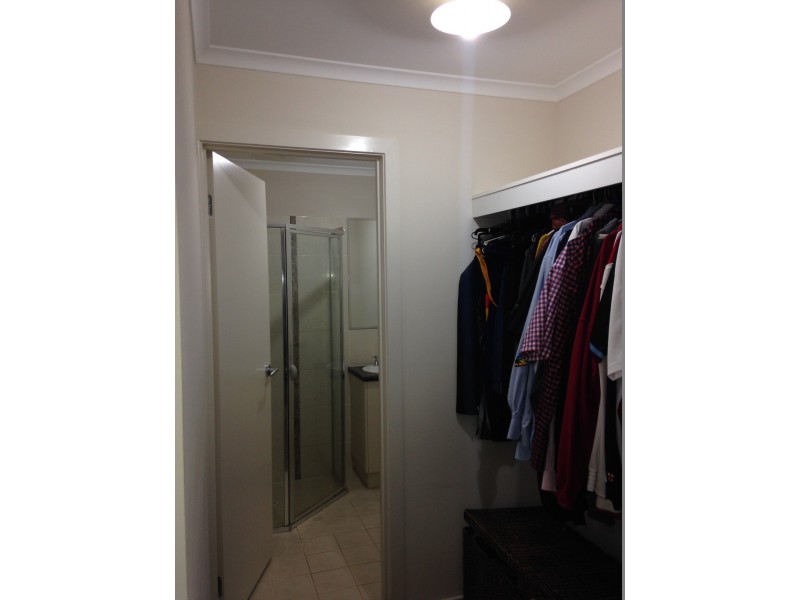 37 Riesling Cres, Andrews Farm SA 5114