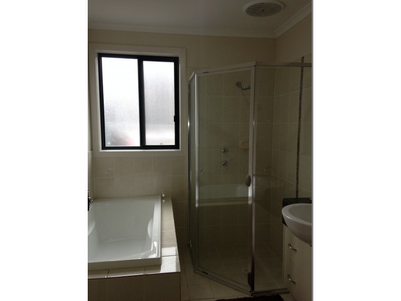 37 Riesling Cres, Andrews Farm SA 5114