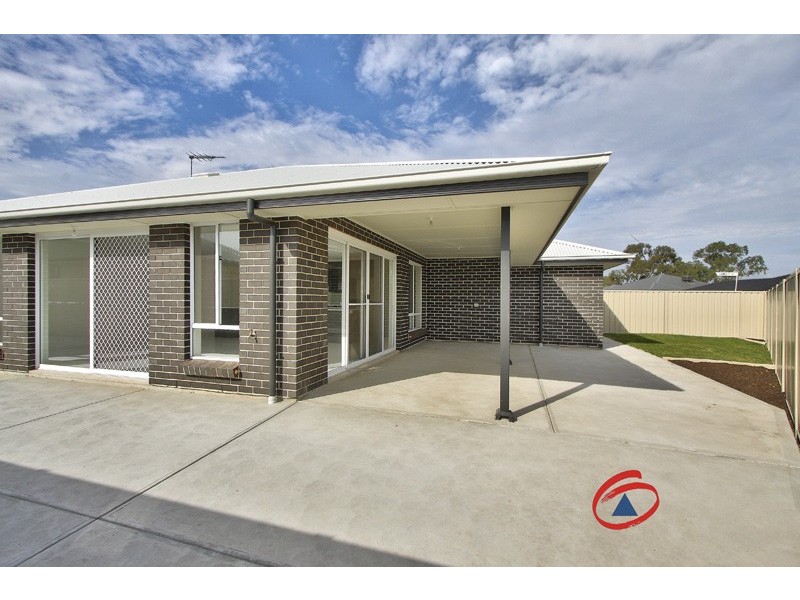 12 Lawes Terrace, Reid SA 5118