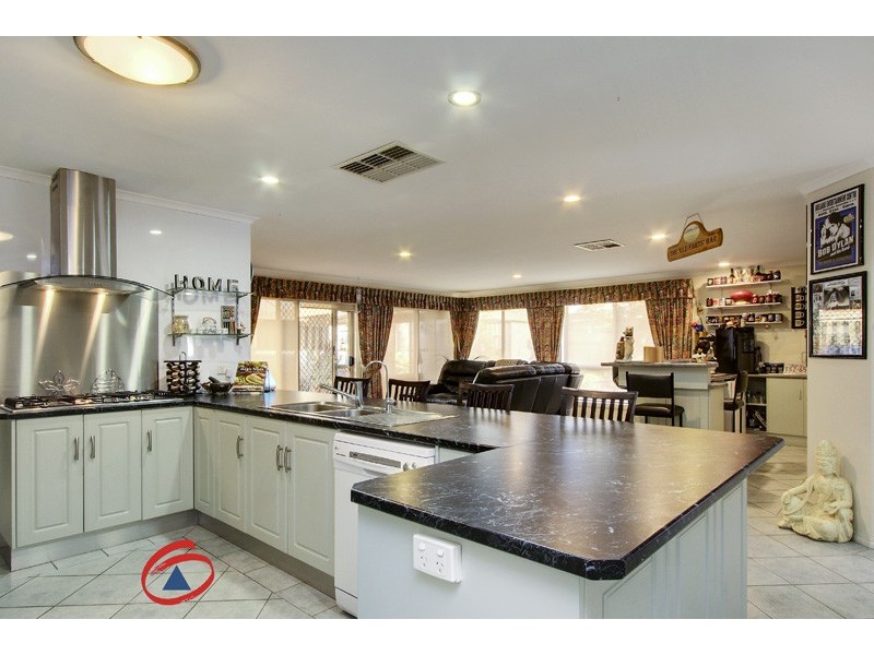 12 Trinity Drive, Evanston Park SA 5116