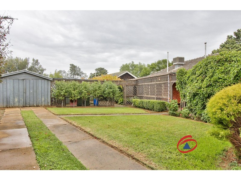 42 Johnston Road, Elizabeth Downs SA 5113