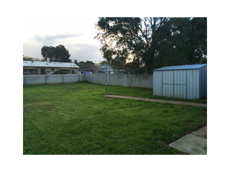36 Goodman Rd, Elizabeth South SA 5112