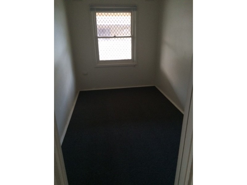 36 Goodman Rd, Elizabeth South SA 5112