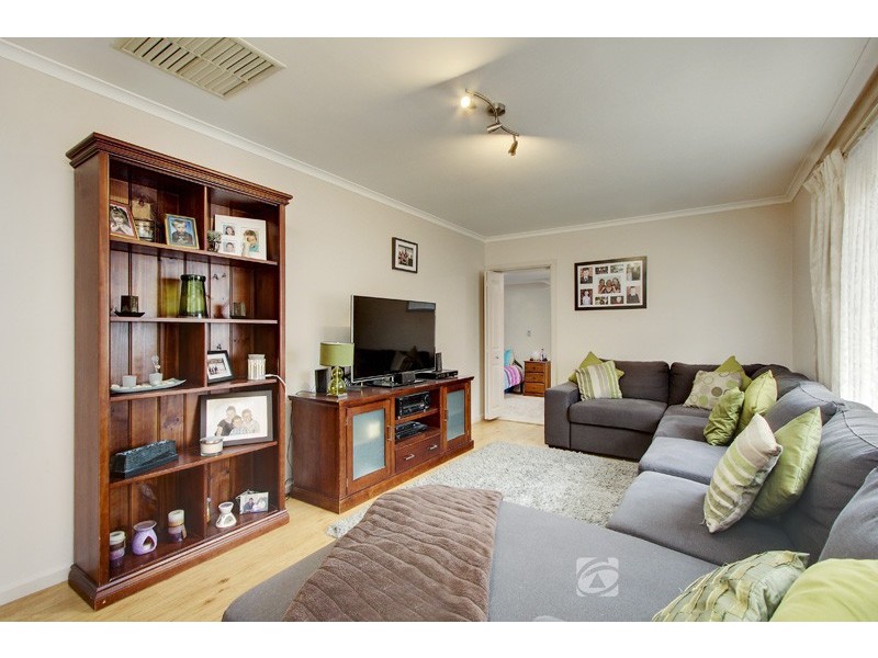 11 Fergusson Terrace, Evanston Gardens SA 5116