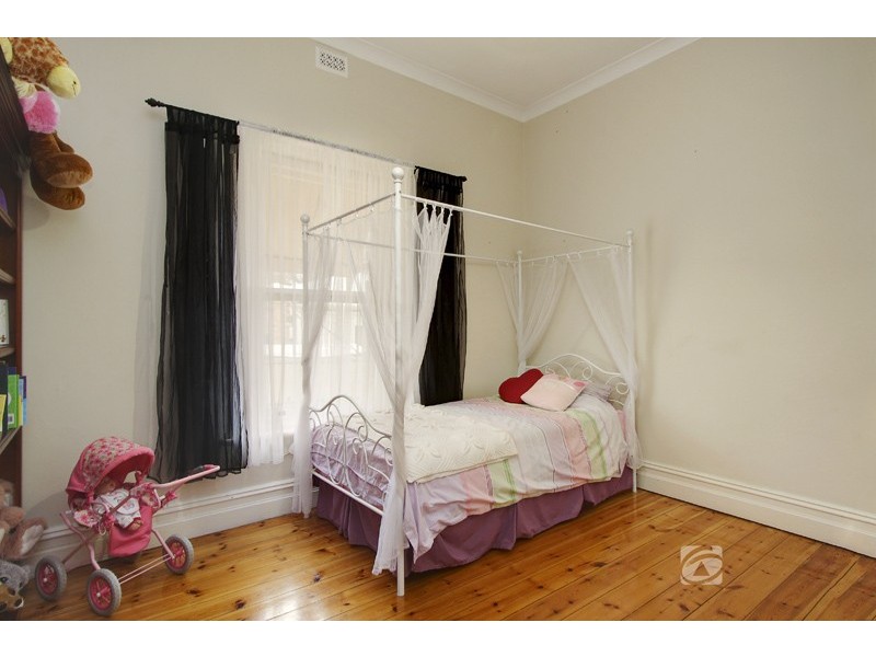 18 Lyndoch Road, Gawler East SA 5118