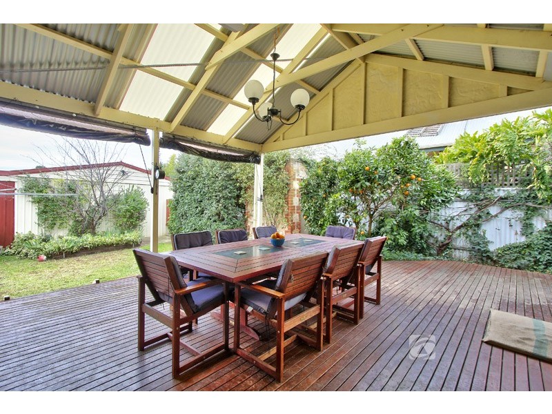 18 Lyndoch Road, Gawler East SA 5118