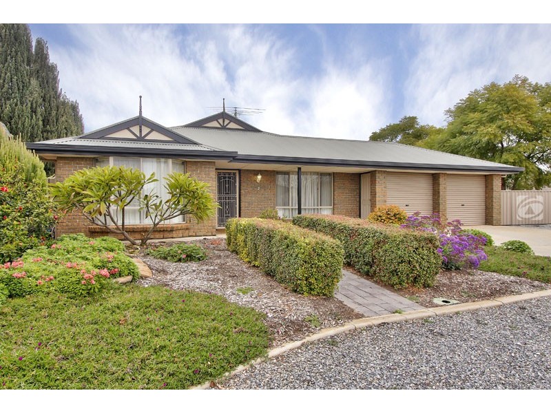 2 Gerlach Grove, Evanston Park SA 5116