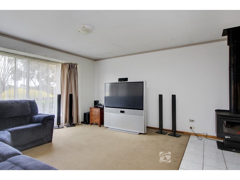 17 Betty Road, Lewiston SA 5501