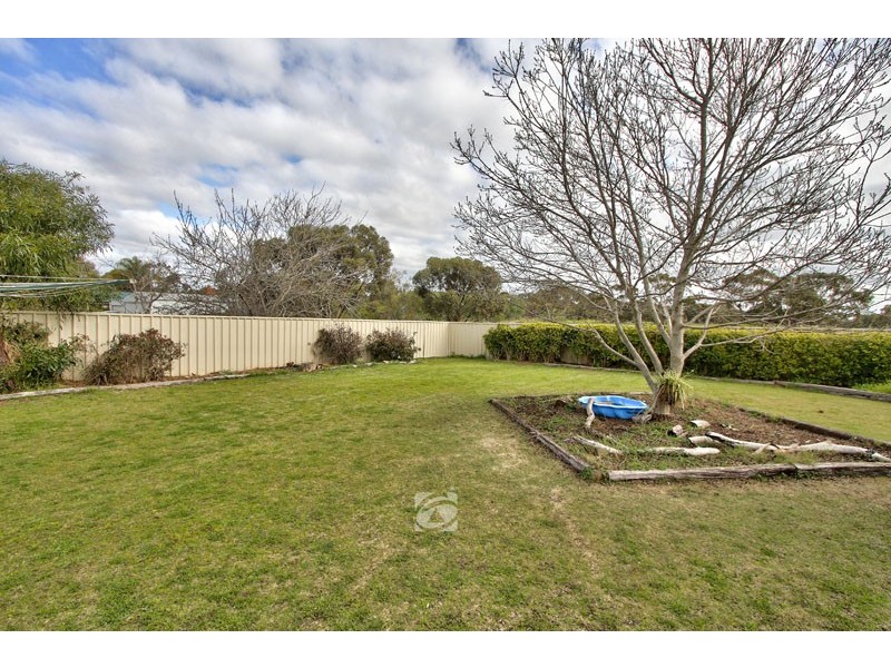 17 Betty Road, Lewiston SA 5501