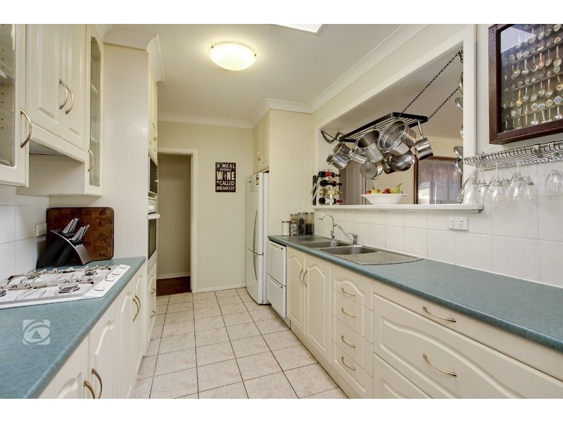 17 Whinnen Street, St Agnes SA 5097