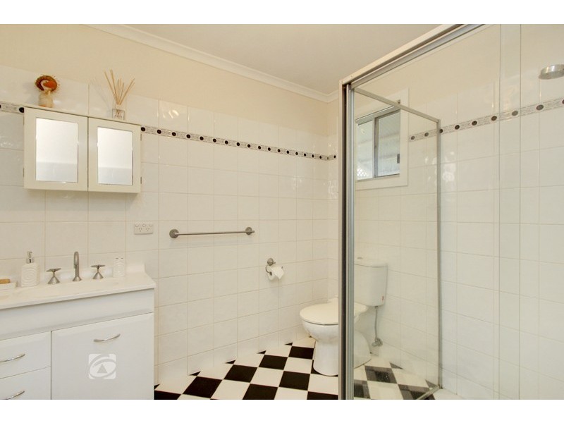 17 Whinnen Street, St Agnes SA 5097