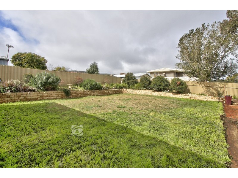 17 Whinnen Street, St Agnes SA 5097