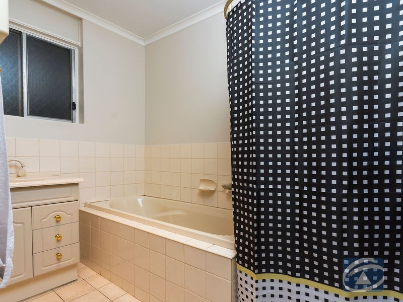 16 Inglebrae Crescent, Salisbury Park SA 5109