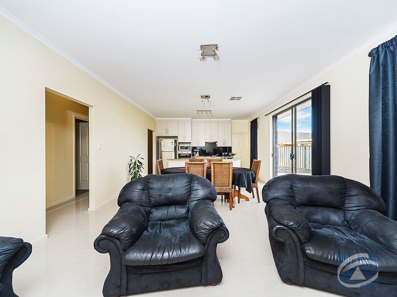 3 Riesling Crescent, Andrews Farm SA 5114