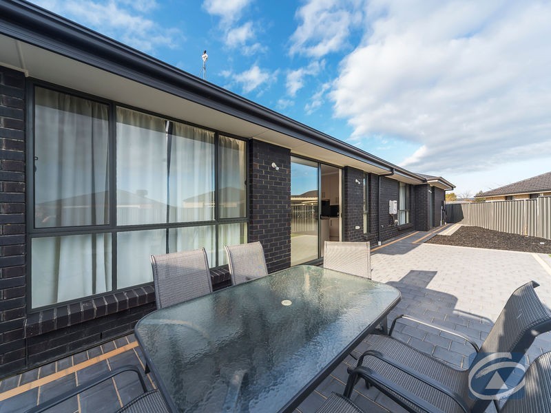 3 Riesling Crescent, Andrews Farm SA 5114