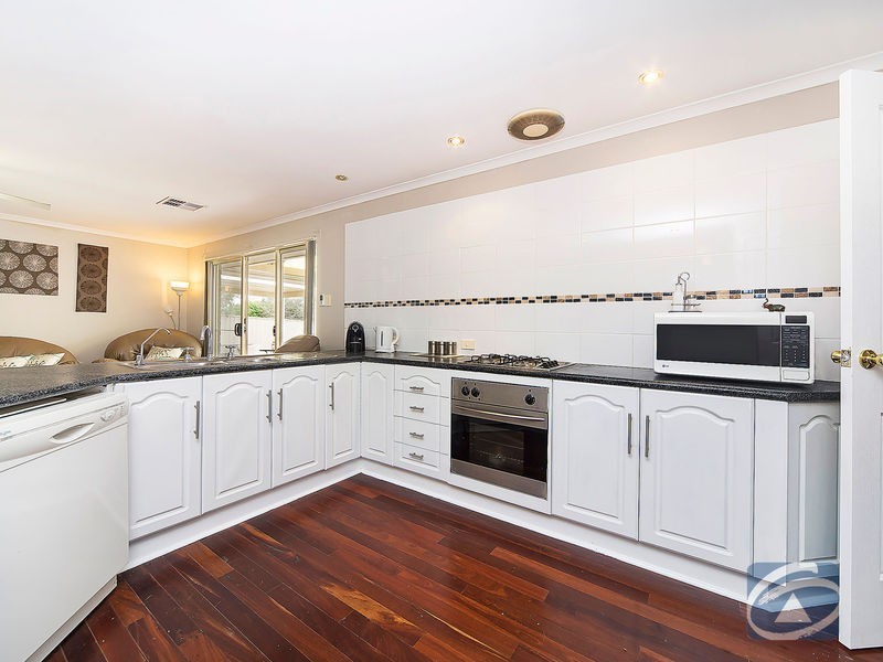 10 Toner Crescent, Evanston Park SA 5116