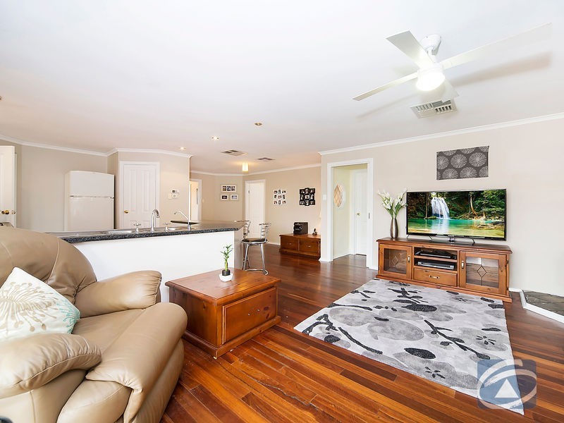 10 Toner Crescent, Evanston Park SA 5116