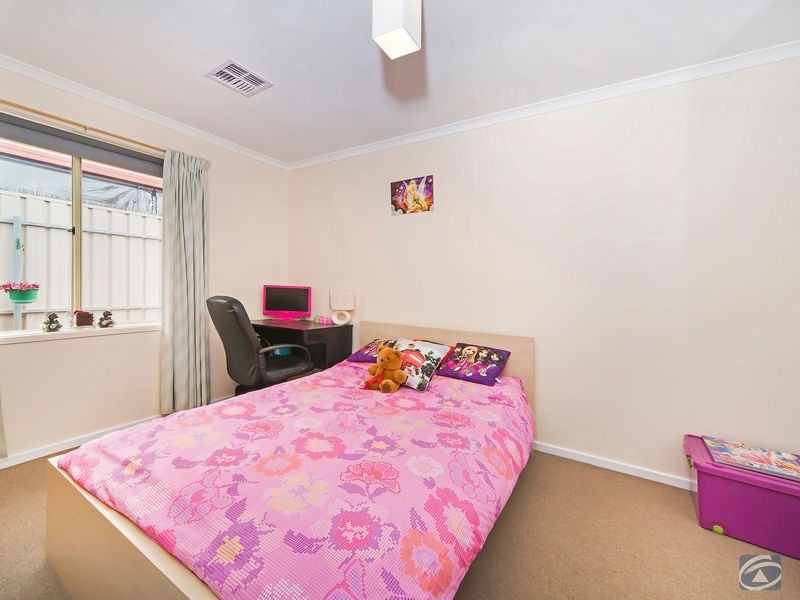 10 Toner Crescent, Evanston Park SA 5116