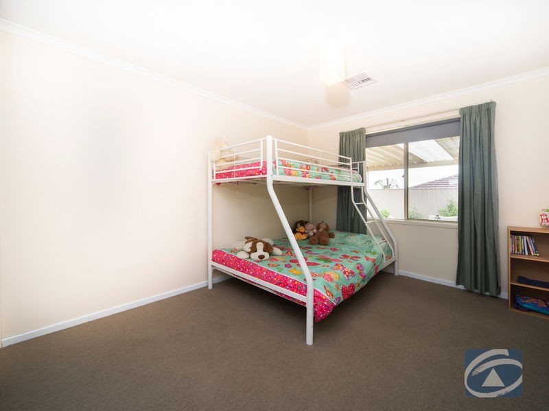 10 Toner Crescent, Evanston Park SA 5116