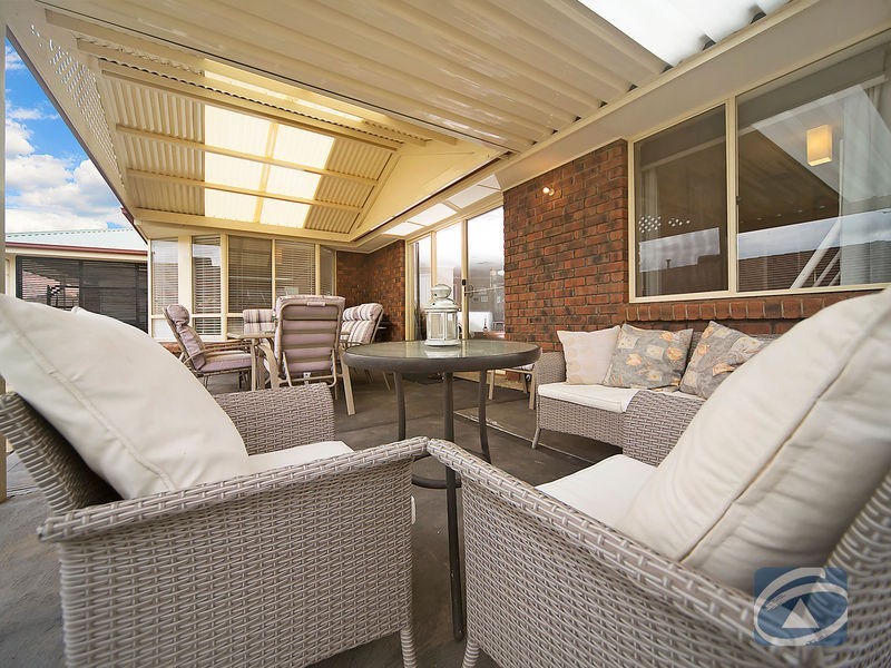 10 Toner Crescent, Evanston Park SA 5116