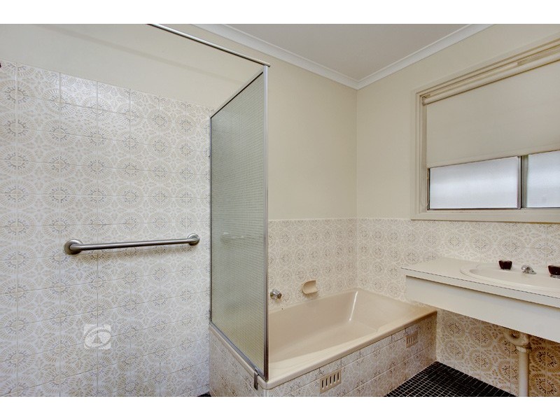 40 Laver Avenue, Gulfview Heights SA 5096