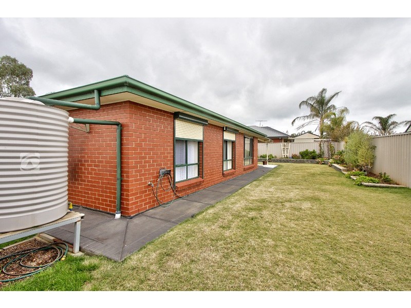 2 Rossiter Drive, Evanston Park SA 5116