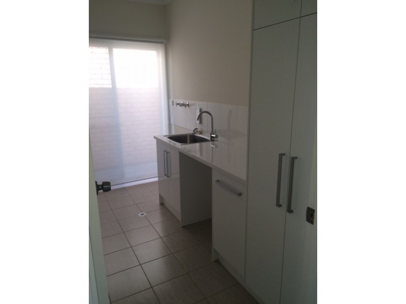 62 Marmora Tce, Osborne SA 5017