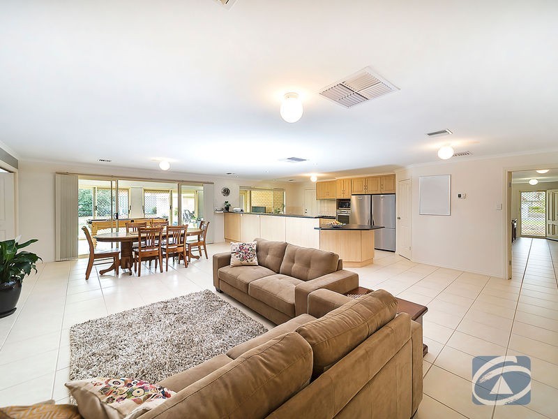 50 Applecross Drive, Blakeview SA 5114