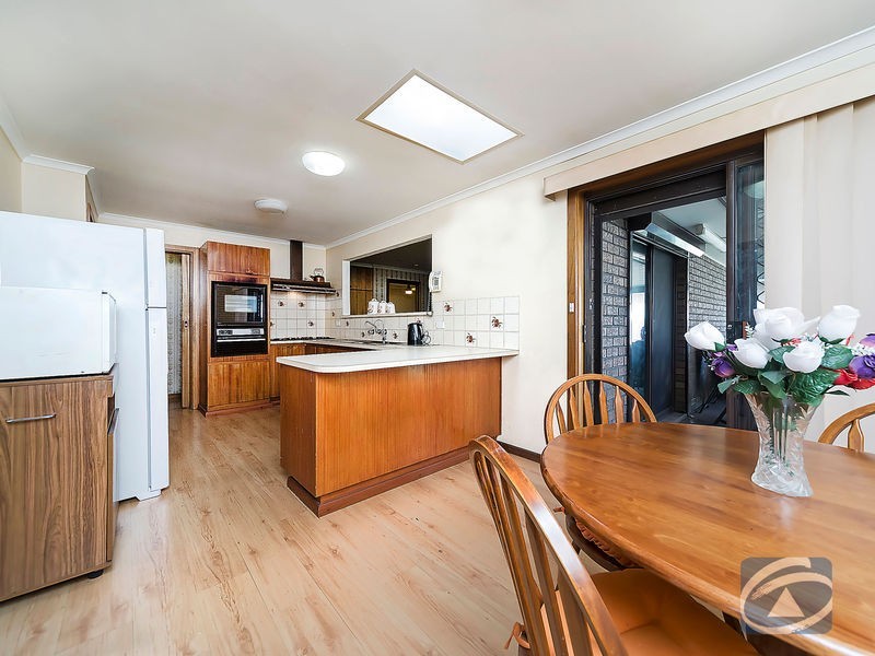 16 Devon Drive, Salisbury SA 5108