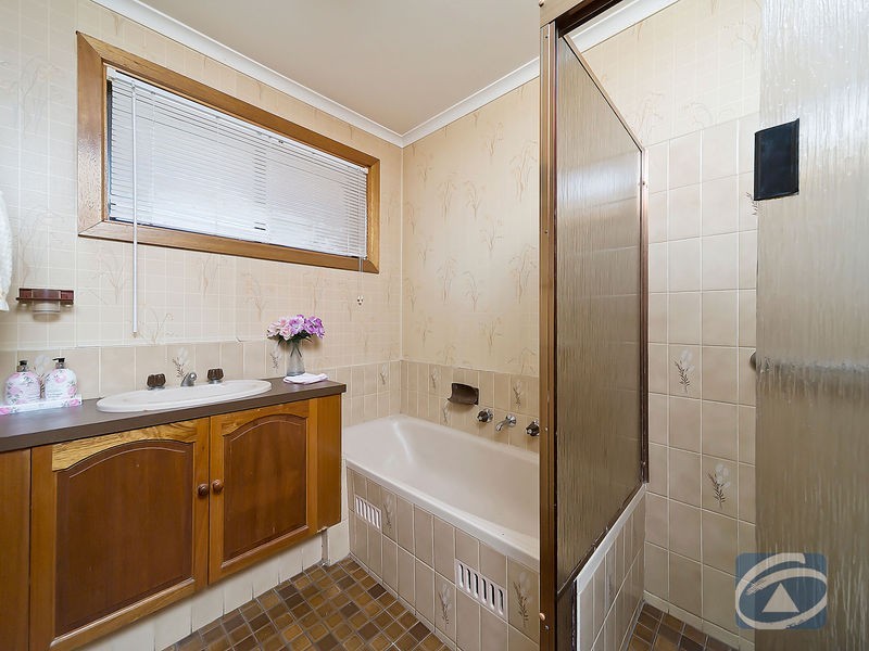 16 Devon Drive, Salisbury SA 5108