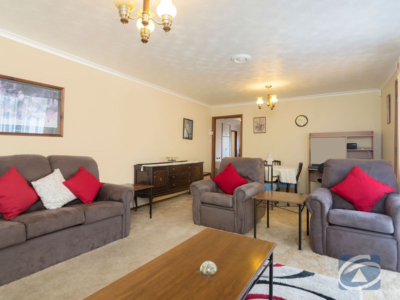 6 Cochran Street, Elizabeth Downs SA 5113