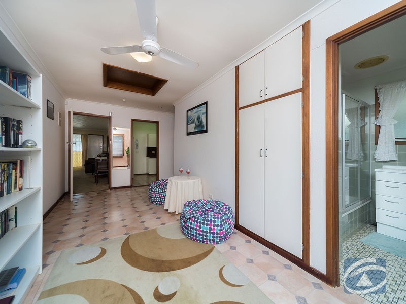 6 Cochran Street, Elizabeth Downs SA 5113