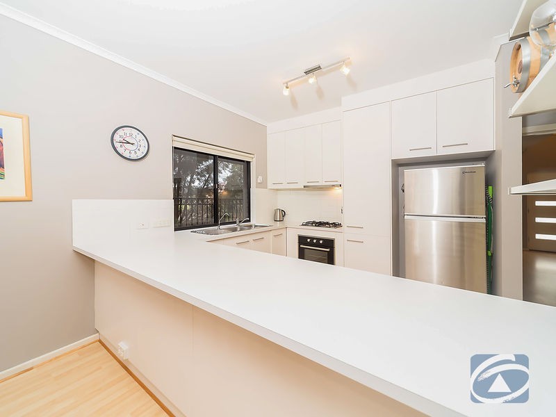 104 Sanctuary Drive, Mawson Lakes SA 5095